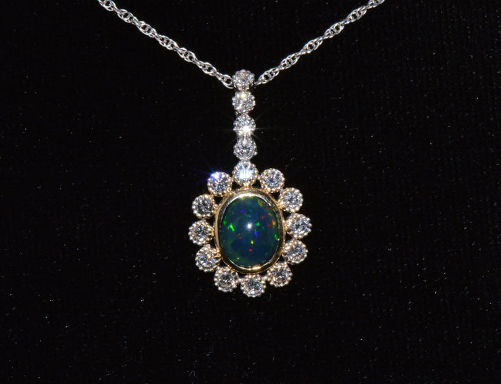 Certified Natural 2.77CTS VS F Diamond Black Opal 18K Solid Gold Pendant Necklace