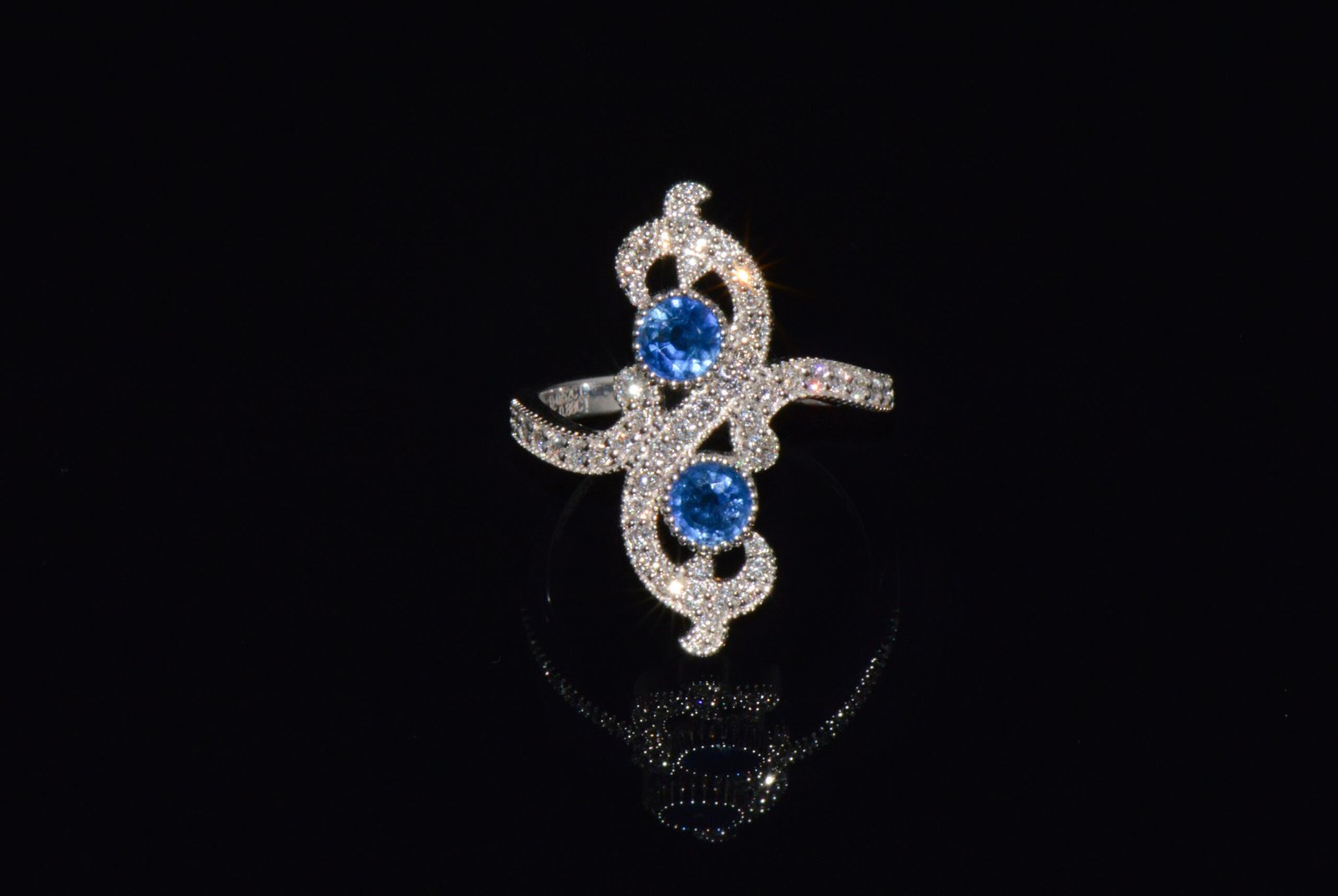 Certified Natural 1.40CTS Diamond & Sapphire 18K Solid White Gold Filigree Cocktail Ring