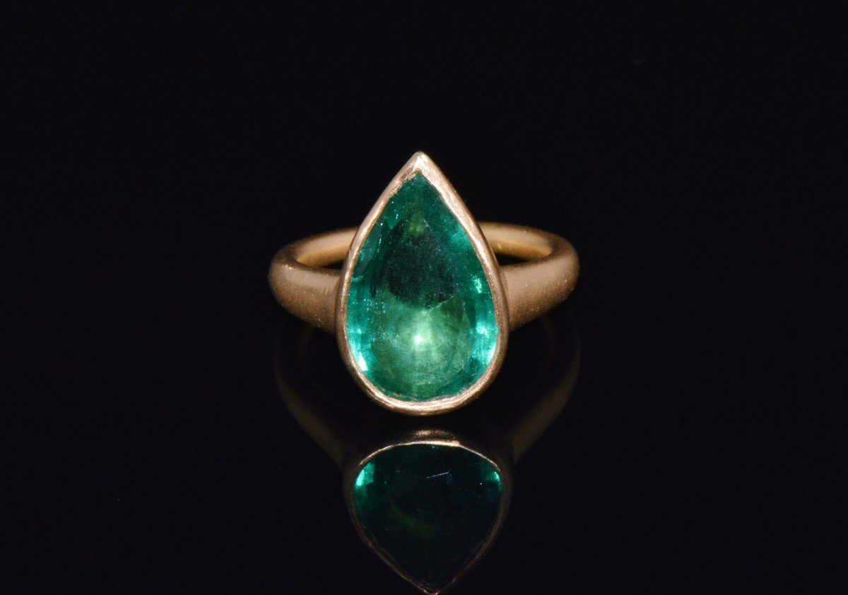 GIA Certified 5.25CT Natural Emerald Sculptural Bezel Solid 18K Gold Ring