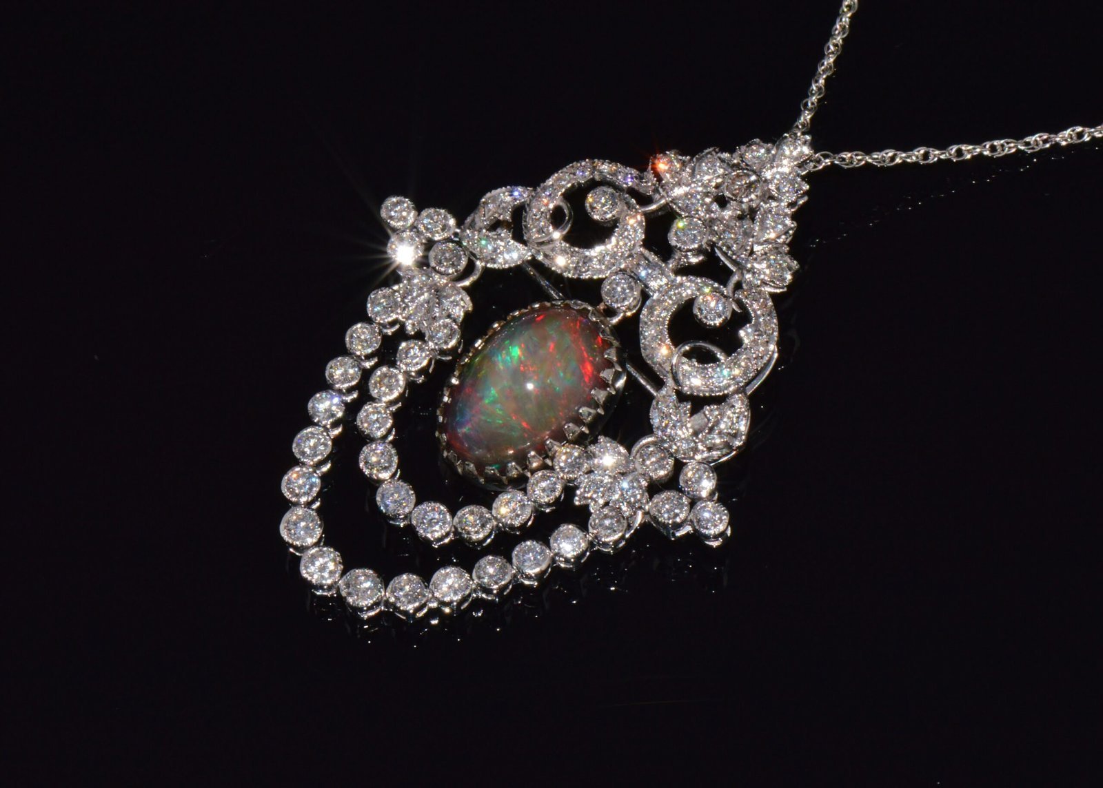 Certified Natural 9.62CTS VS F Diamond Black Opal 18K Solid Gold Pendant Brooch