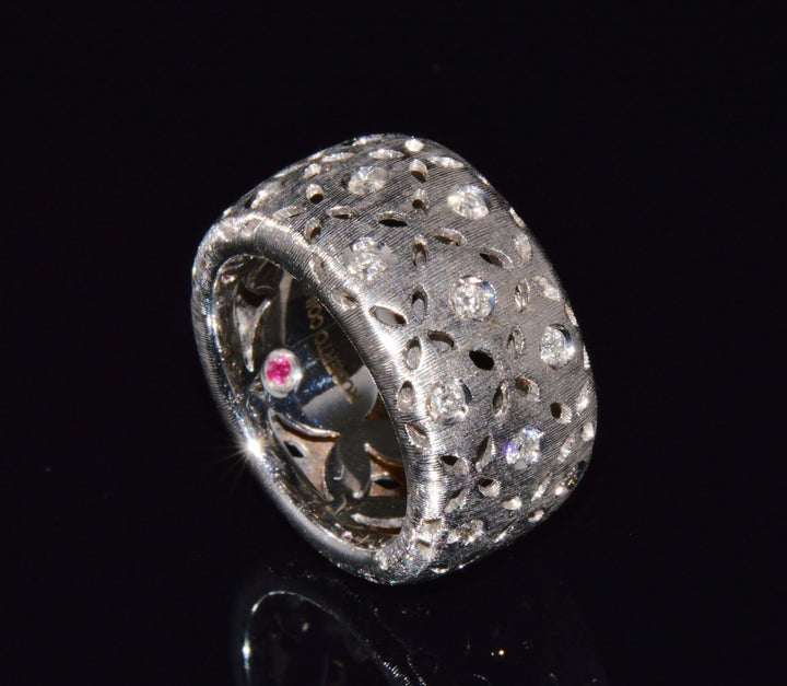 Authentic Roberto Coin Granada Natural 0.32Ct Diamond 18K White Gold Wide Band Ring
