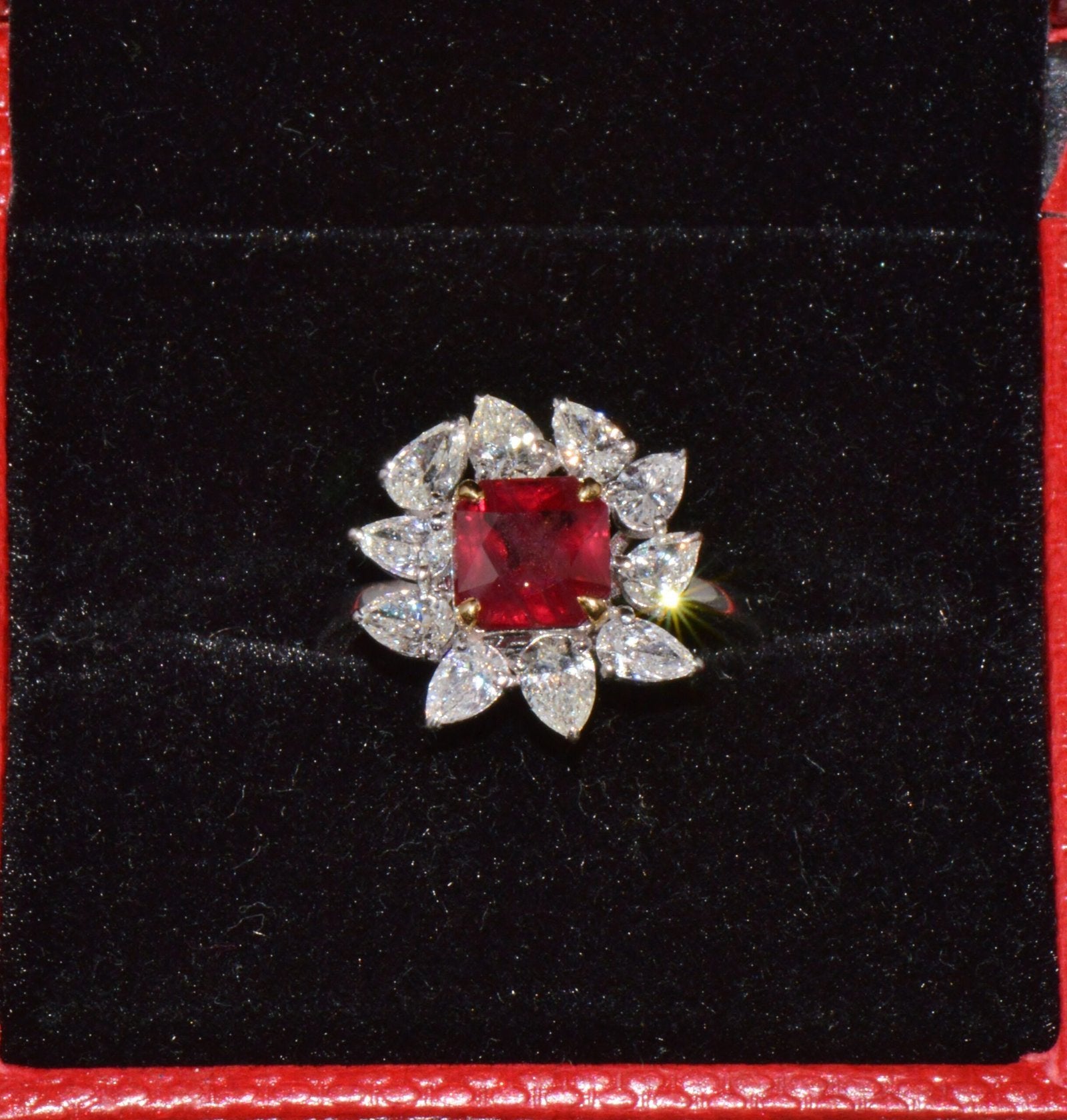 GIA Certified Natural 3.38Cts Madagascar Ruby Diamond Solid 18K Gold Cocktail Ring