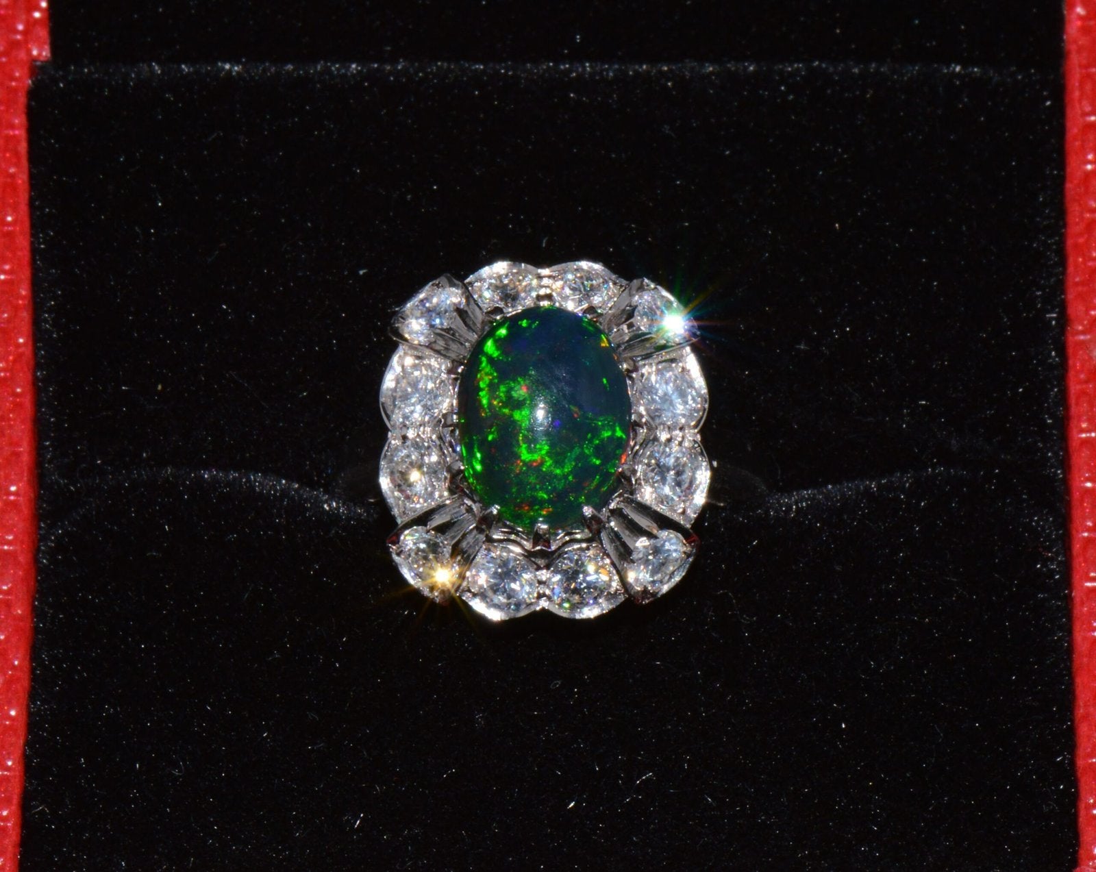 Certified Natural 2.69Cts VS F Diamond Black Opal 18K Solid Gold Tiered Dome Ring