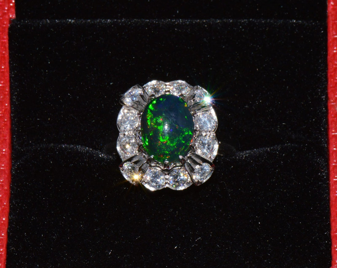 Certified Natural 2.69Cts VS F Diamond Black Opal 18K Solid Gold Tiered Dome Ring