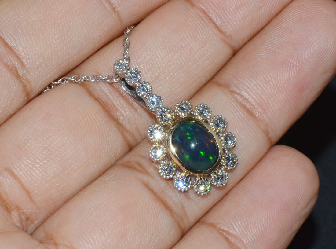 Certified Natural 2.77CTS VS F Diamond Black Opal 18K Solid Gold Pendant Necklace