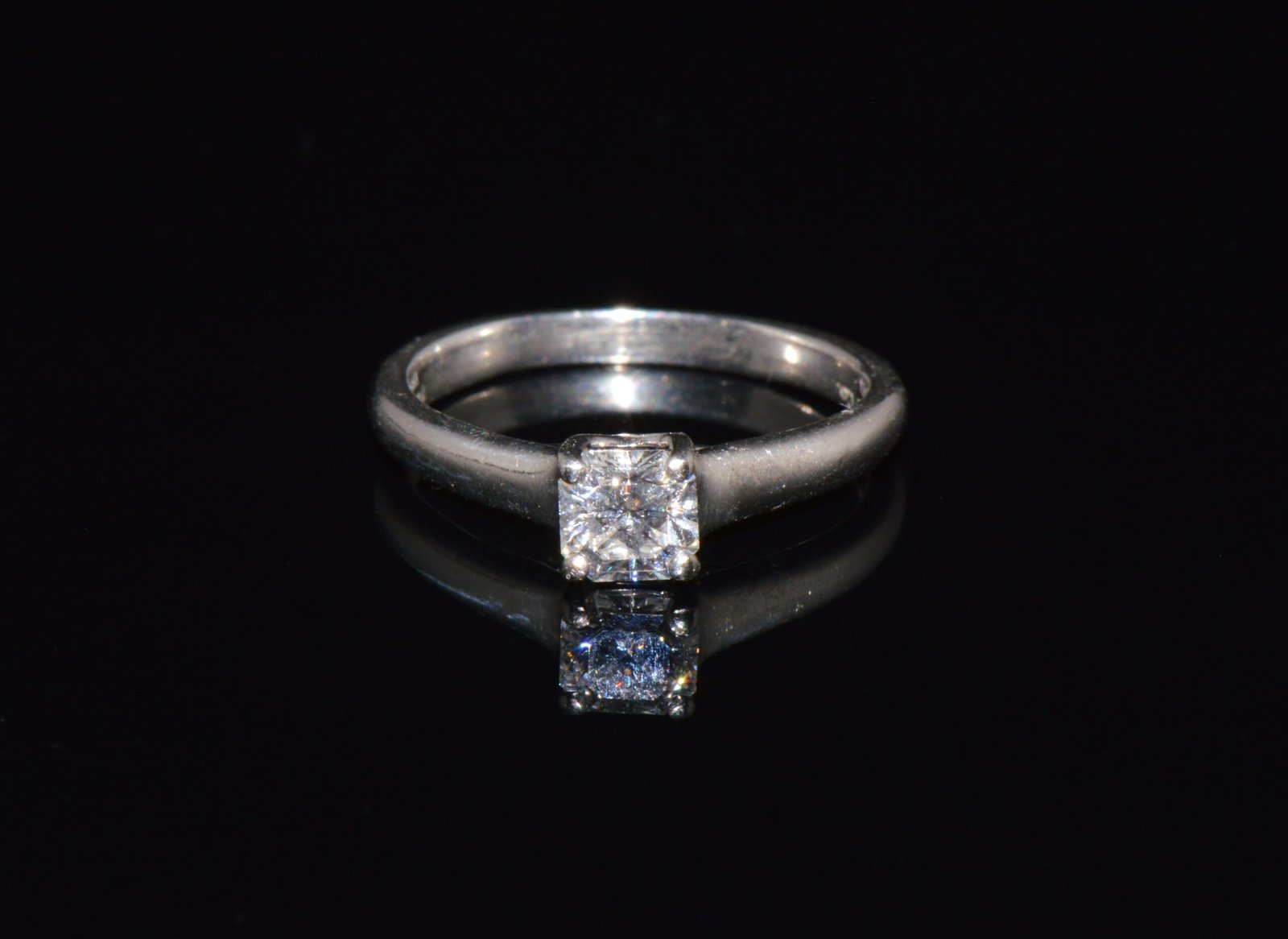 Genuine Tiffany & Co. Lucida Natural .51Cts VVS2 F Diamond  950 Platinum Engagement Ring