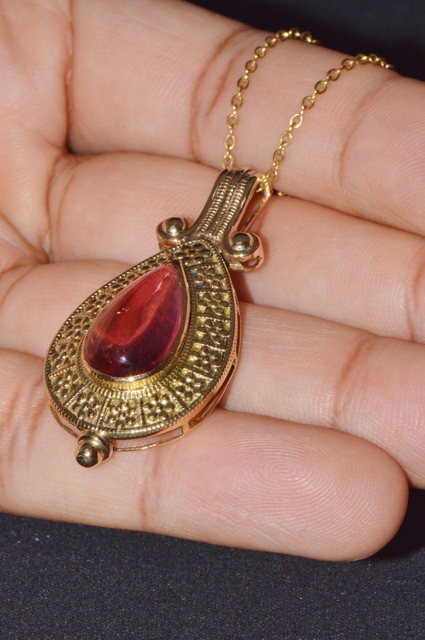 Certified Natural 7.41Cts Pink Tourmaline 18K 750 Solid Gold Filigree Etruscan Pendant