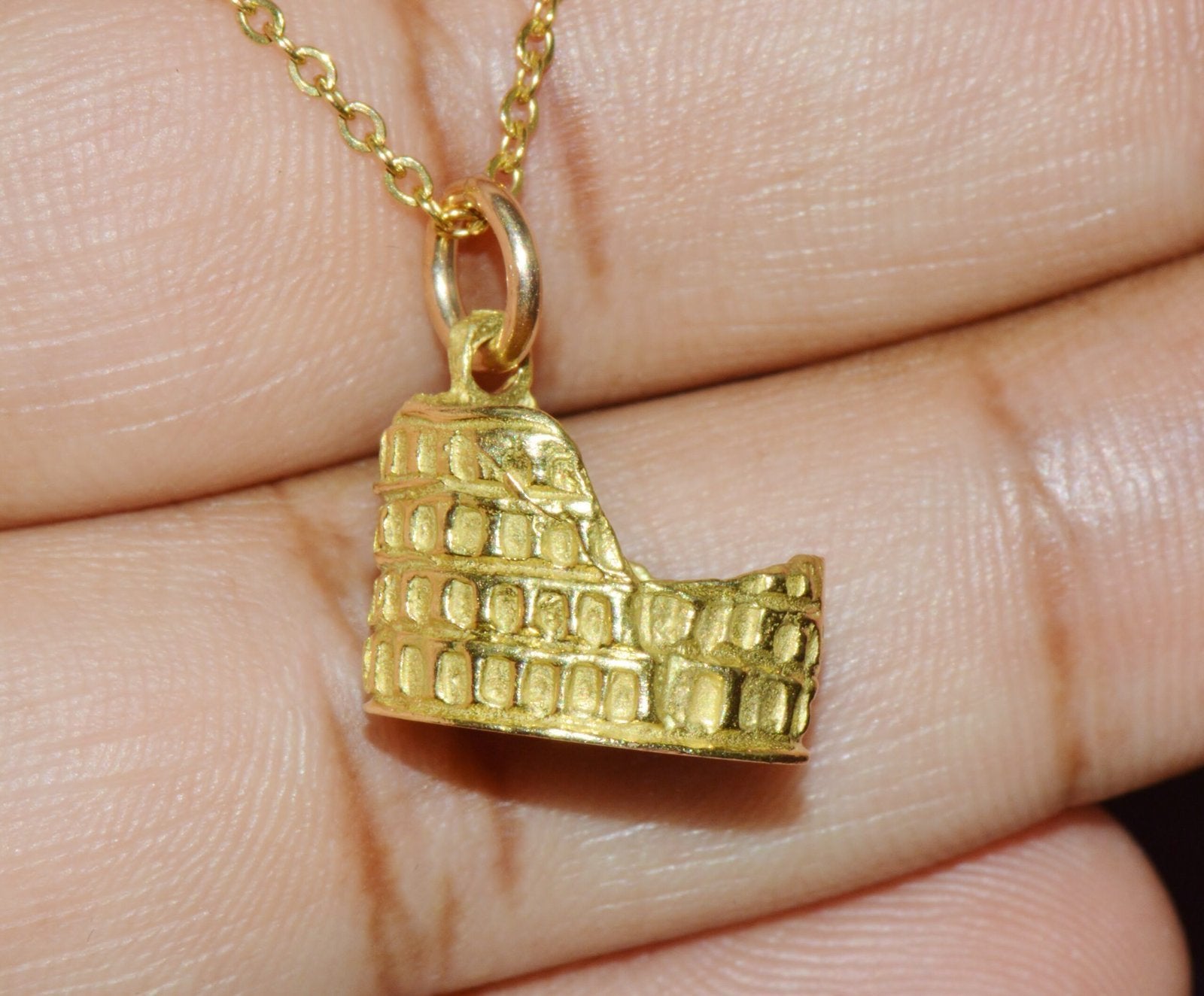 Italian 18K Solid Gold Roman Colosseum Charm Pendant