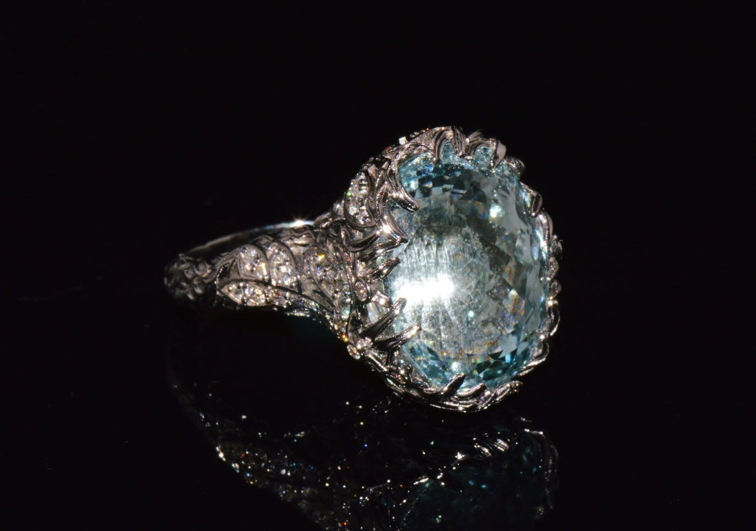 GIA Certified 16.03CT Aquamarine & Diamond 18K Gold Maple Leaf Sculptural Ring