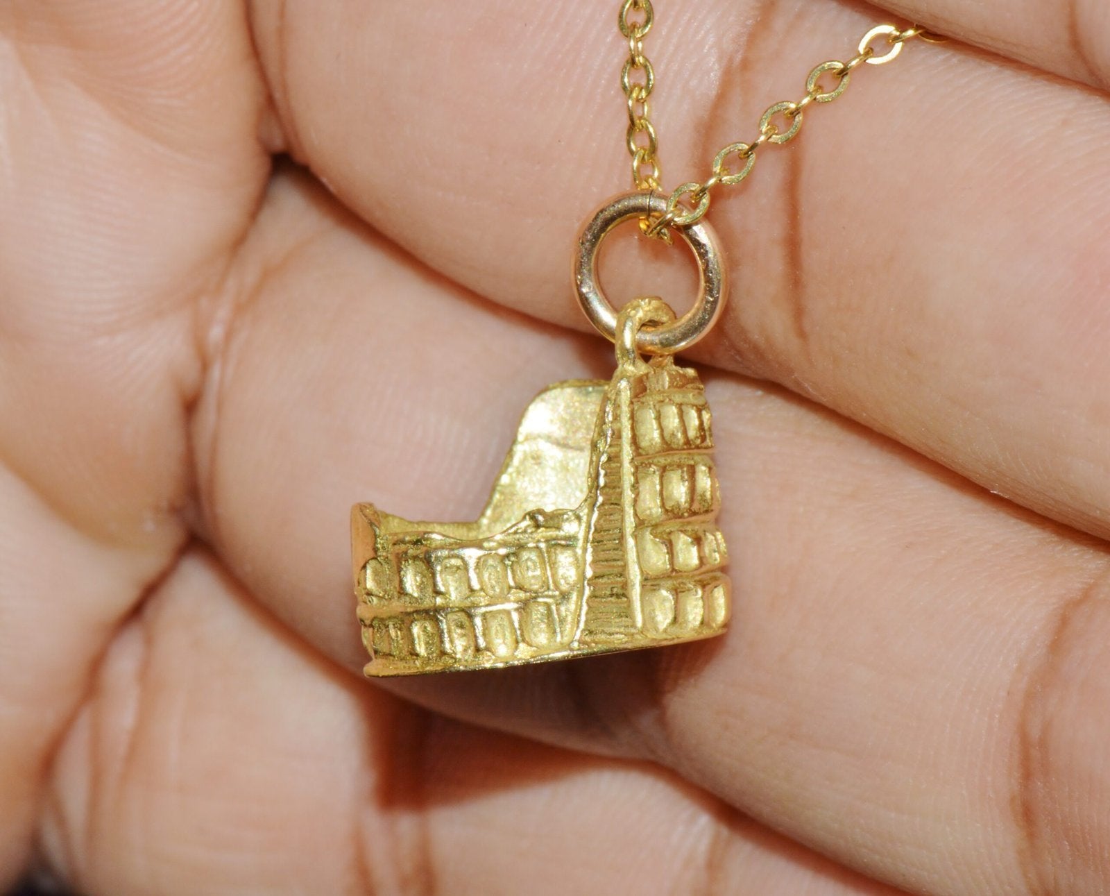 Italian 18K Solid Gold Roman Colosseum Charm Pendant