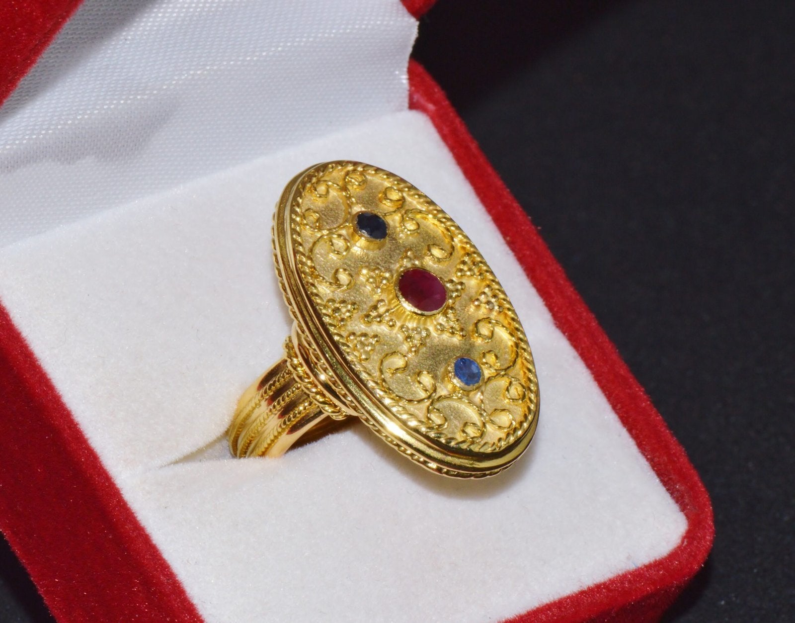 Gorgeous Natural Ruby Sapphire 18K 750 Solid Gold Etruscan Cannetille Greek Ring