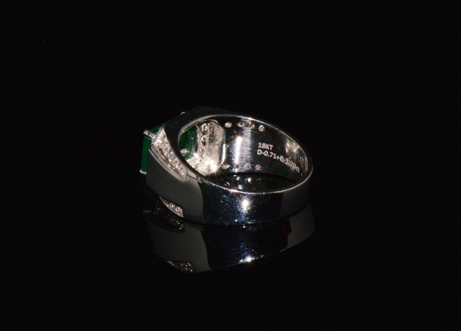 Certified Natural 2.91CTS VS F Diamond Emerald 18K Solid Gold Mens Womens Band Ring