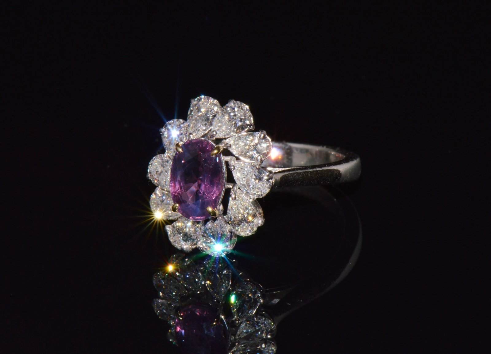GIA Certified 3.15CT No-Heat Purple Pink Sapphire & Diamond 18K Gold Halo Ring