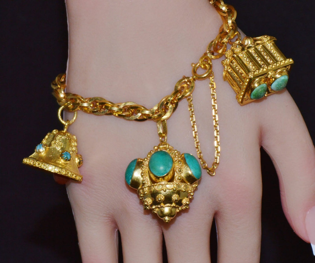 Estate Italian UNOAERRE Etruscan Revival Solid 18K Gold Turquoise Carnelian Charm Fob Bracelet