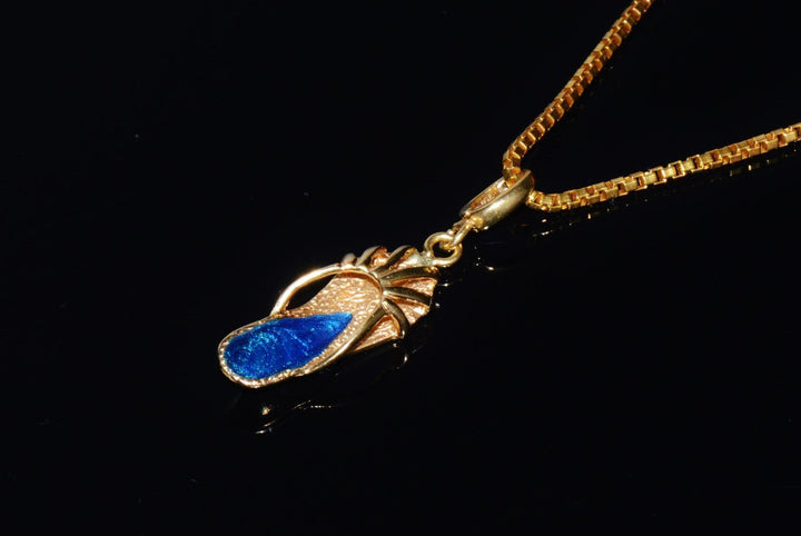 Gorgeous Italian Solid 18K Yellow Gold Sandal Heel Enameled Enhancer Pendant Charm