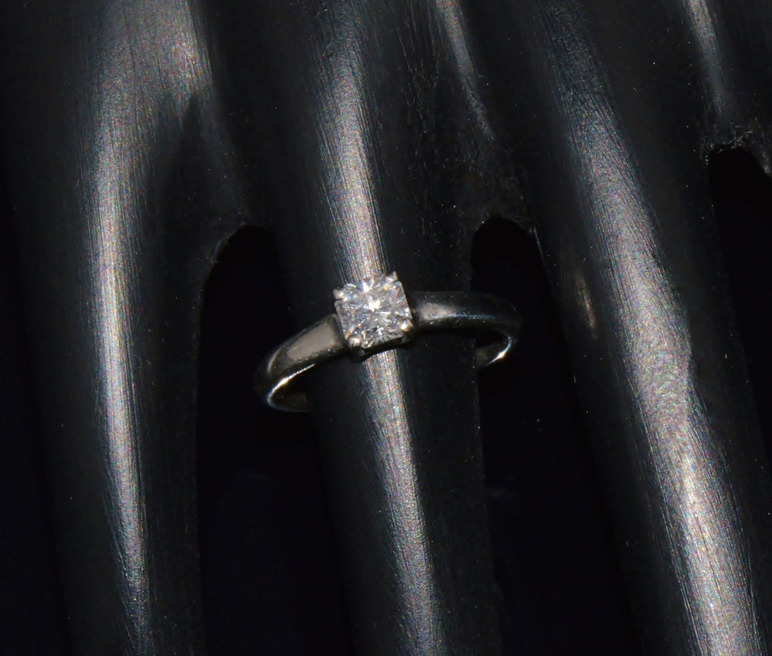 Genuine Tiffany & Co. Lucida Natural .51Cts VVS2 F Diamond  950 Platinum Engagement Ring