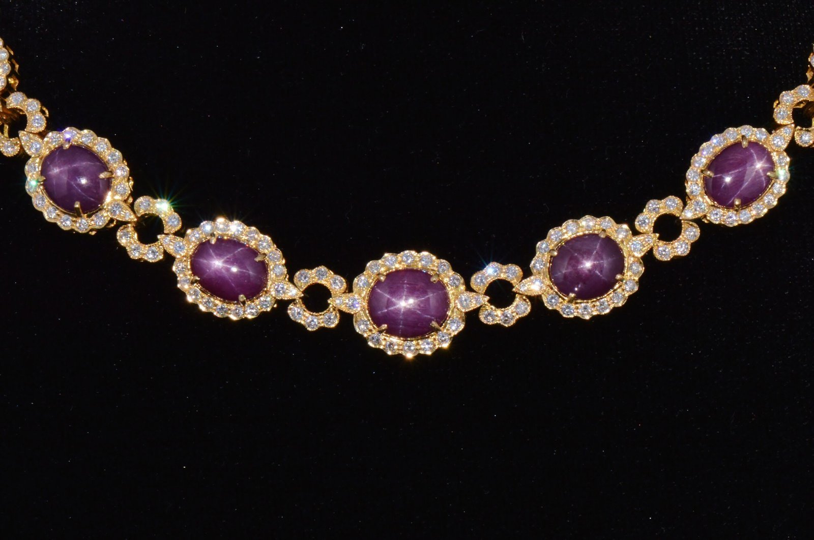 GIA Certified Natural 57.52CTS VS F Diamond Star Ruby 18K Solid Gold Necklace