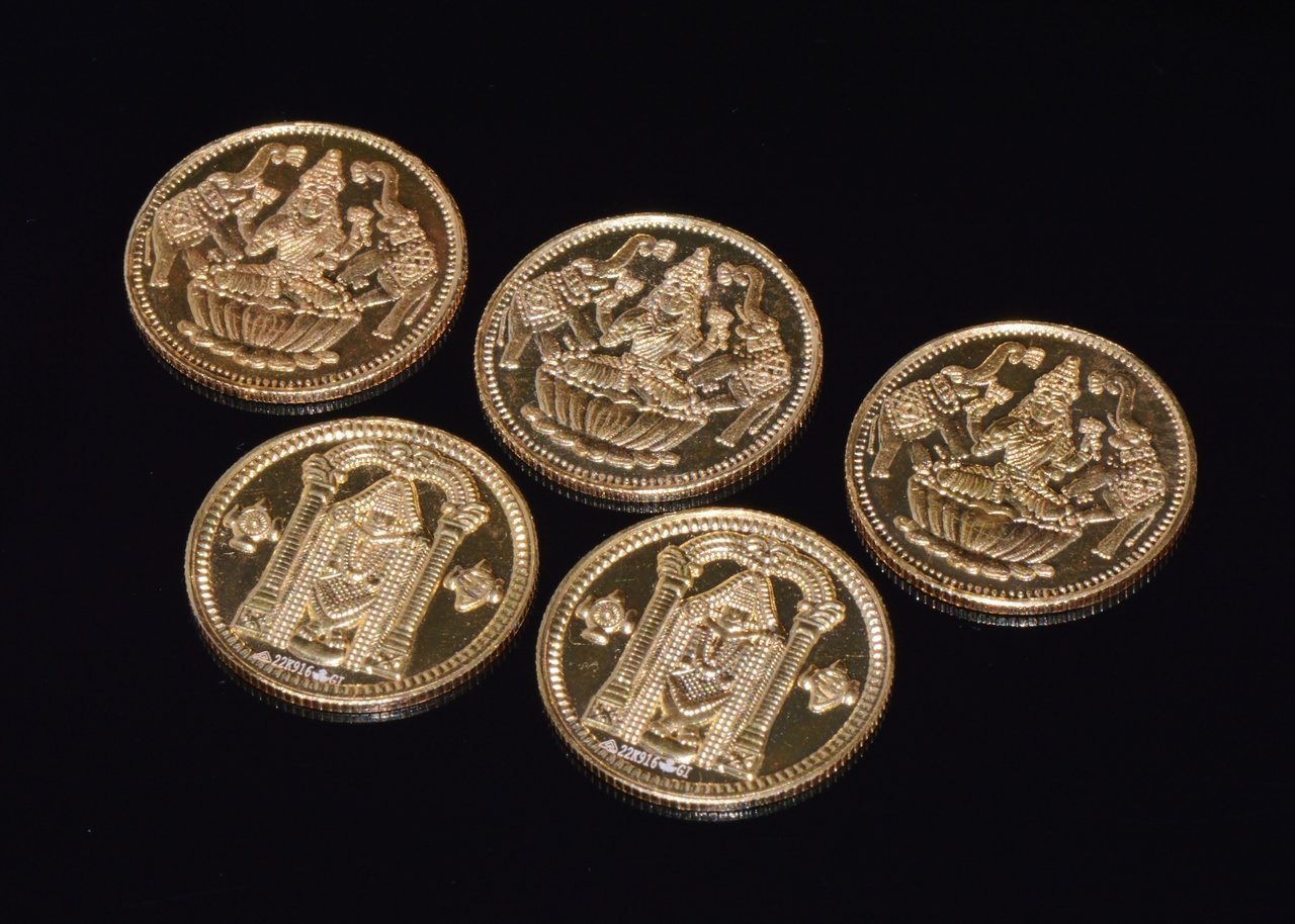 Asian Indian 916 22K Solid Gold Laxmi Balaji Reversible Coin Token Gift
