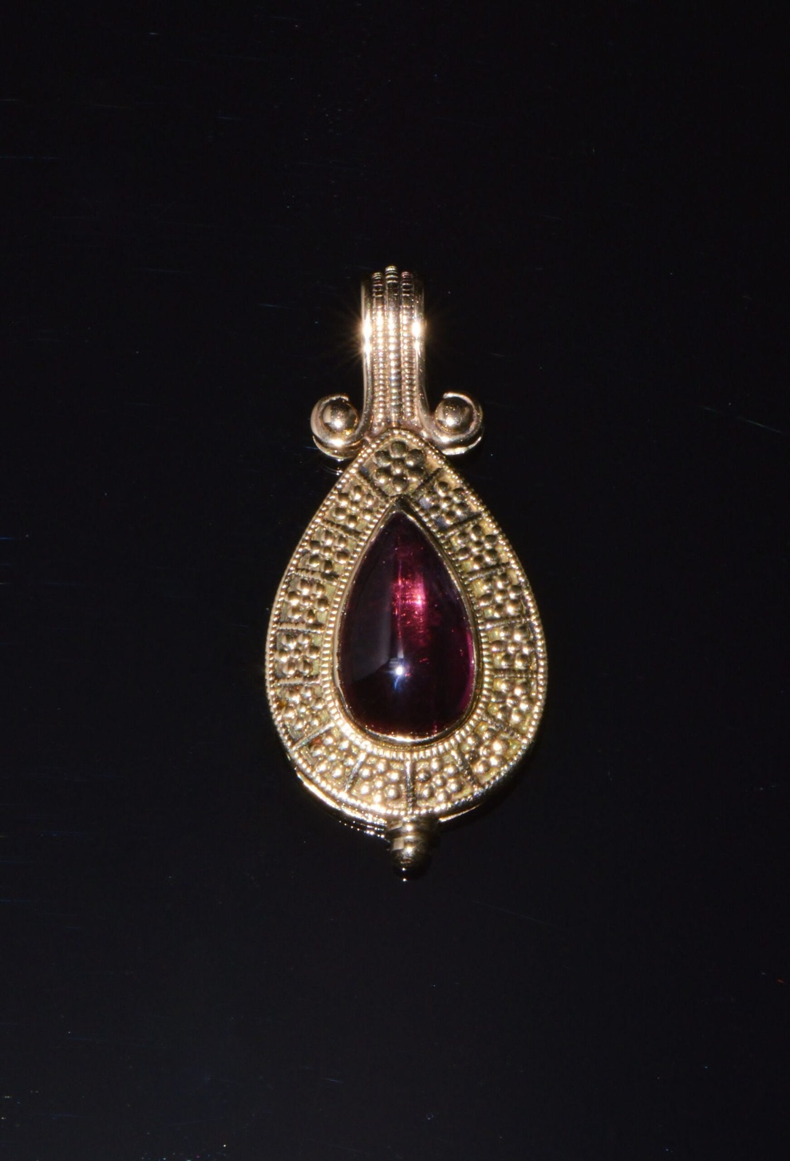 Certified Natural 7.41Cts Pink Tourmaline 18K 750 Solid Gold Filigree Etruscan Pendant