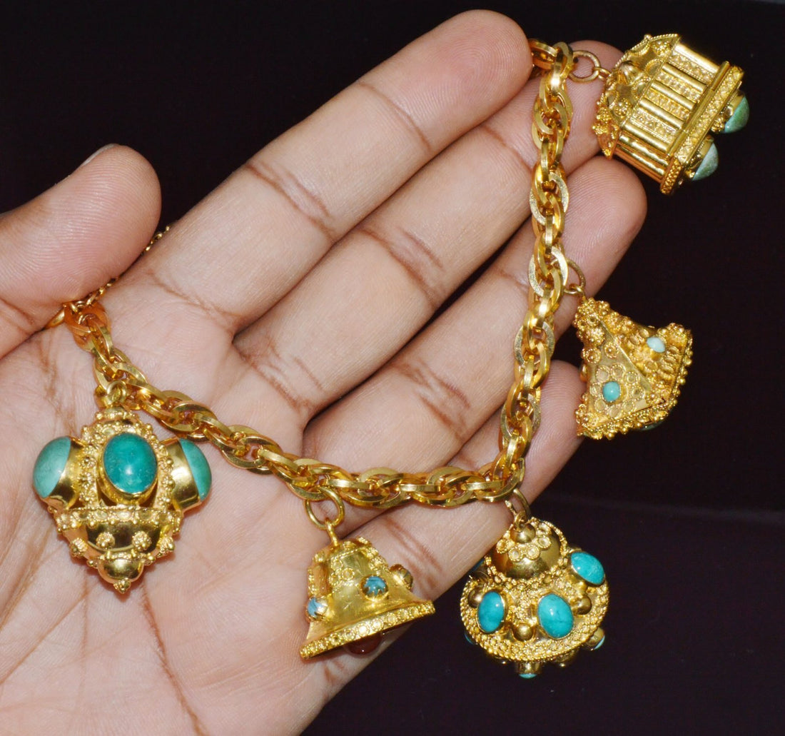 Estate Italian UNOAERRE Etruscan Revival Solid 18K Gold Turquoise Carnelian Charm Fob Bracelet