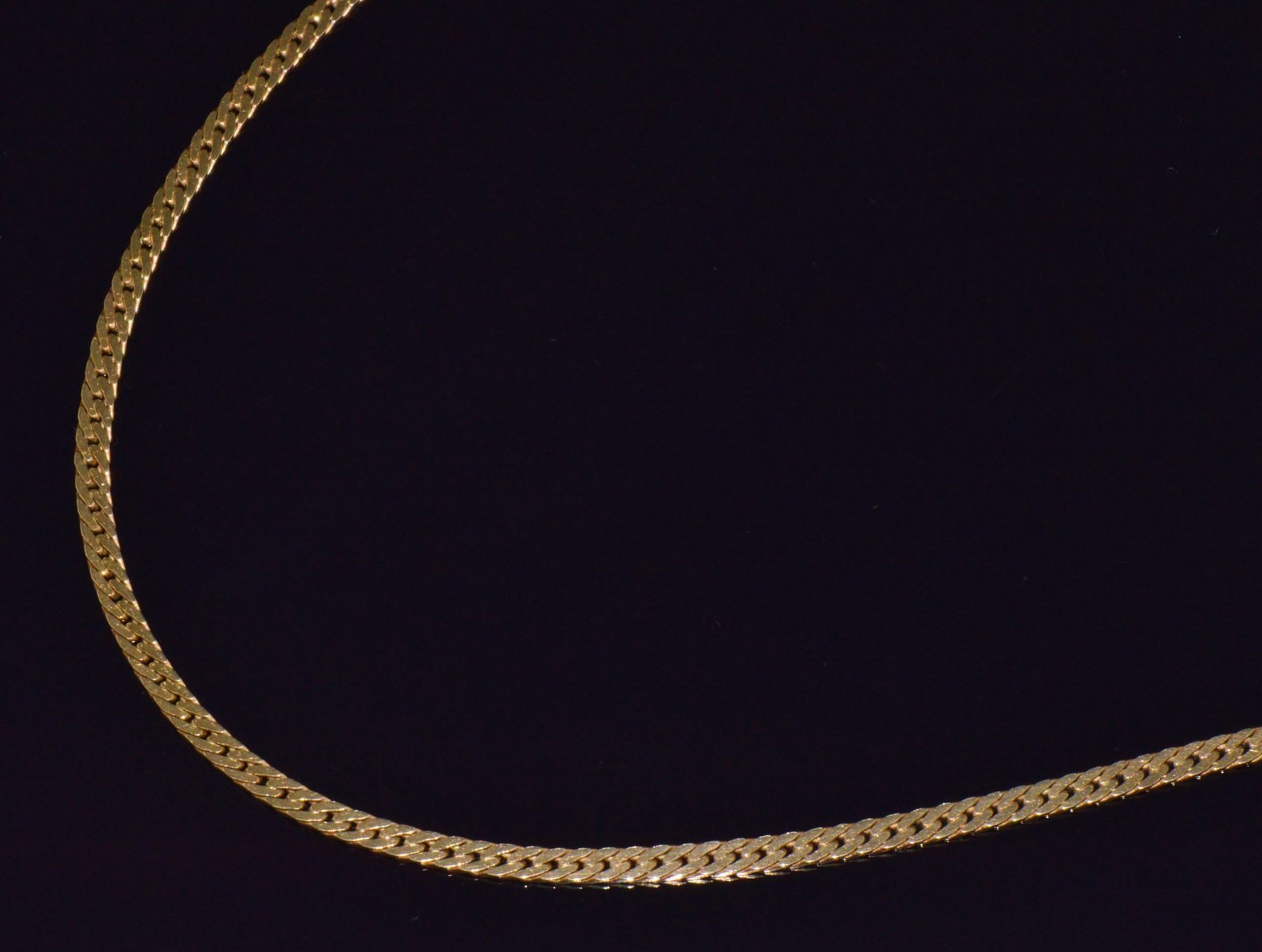 Italian 14K Solid Yellow Gold Faceted Flat Curb Chain Necklace