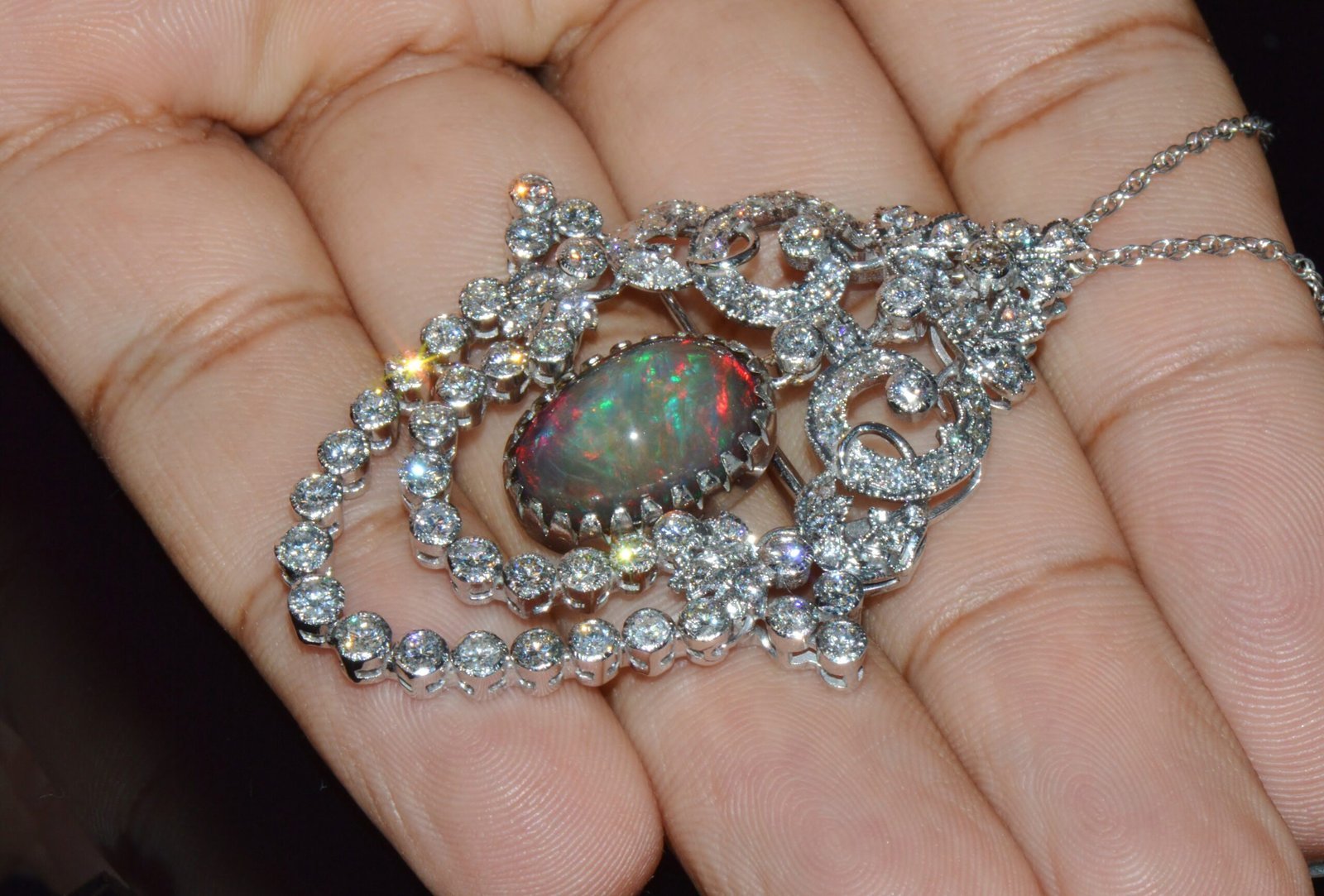 Certified Natural 9.62CTS VS F Diamond Black Opal 18K Solid Gold Pendant Brooch