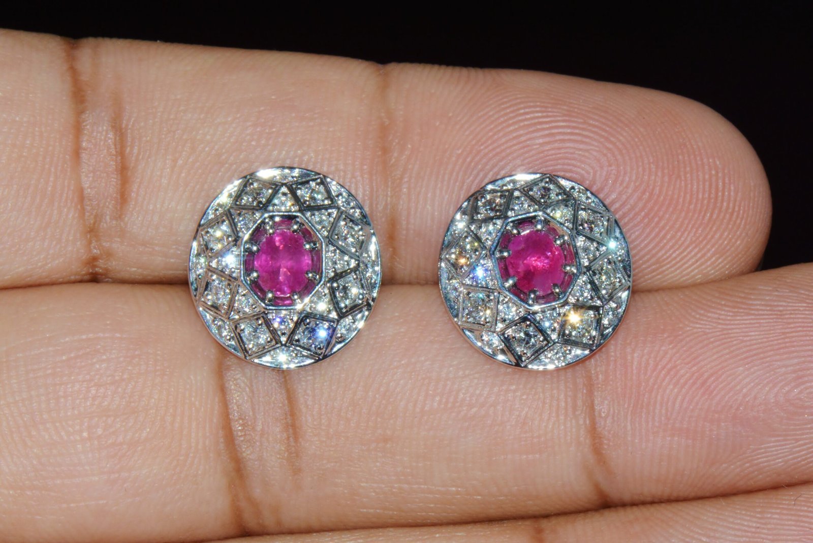 Certified Natural 1.6CTS VS F Diamond Ruby 18K Solid Gold Geometric Disc Earrings