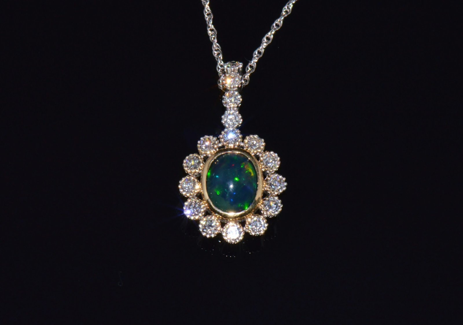 Certified Natural 2.77CTS VS F Diamond Black Opal 18K Solid Gold Pendant Necklace