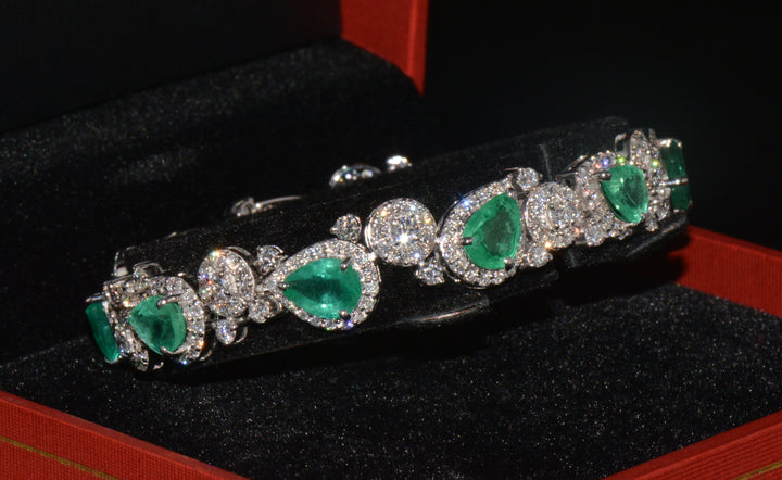GIA Natural 15.05CTS Brazilian Emerald Diamond 18K White Gold Bracelet
