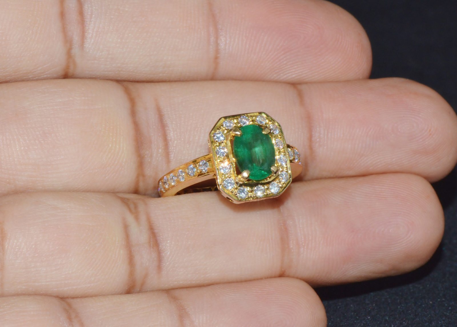 Certified Natural 2.15CTS VS F Diamond Emerald 18K Solid Gold Ring Band