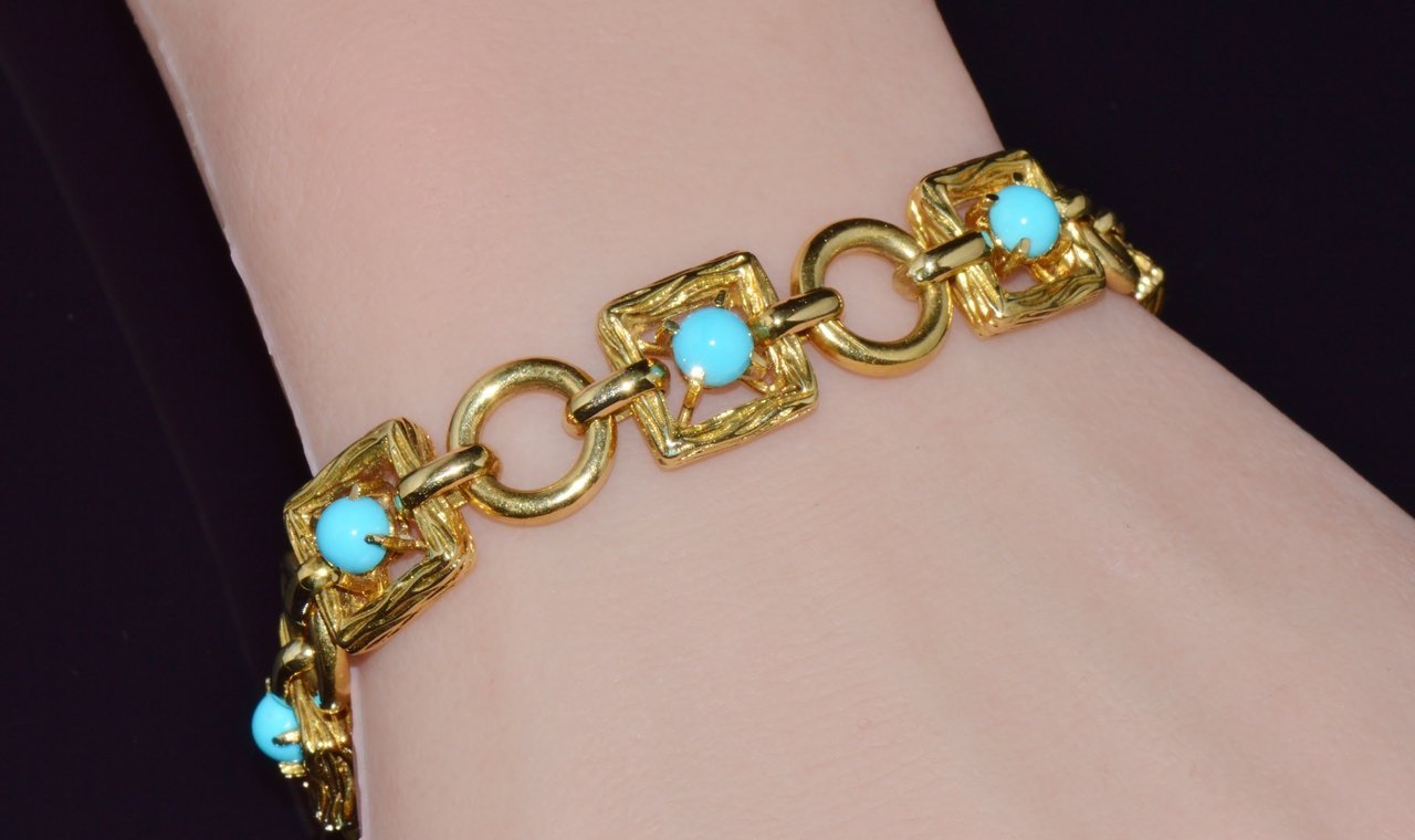 Vintage Mid-Century Solid 18K Gold & Natural Persian Turquoise Bracelet
