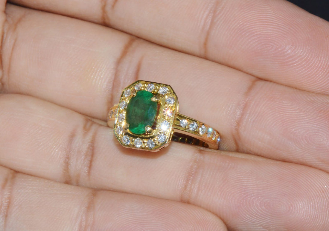 Certified Natural 2.15CTS VS F Diamond Emerald 18K Solid Gold Ring Band