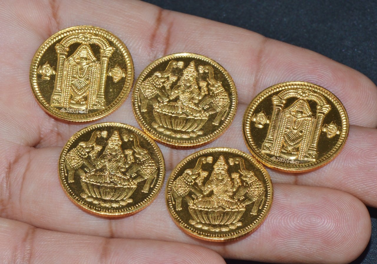 Asian Indian 916 22K Solid Gold Laxmi Balaji Reversible Coin Token Gift