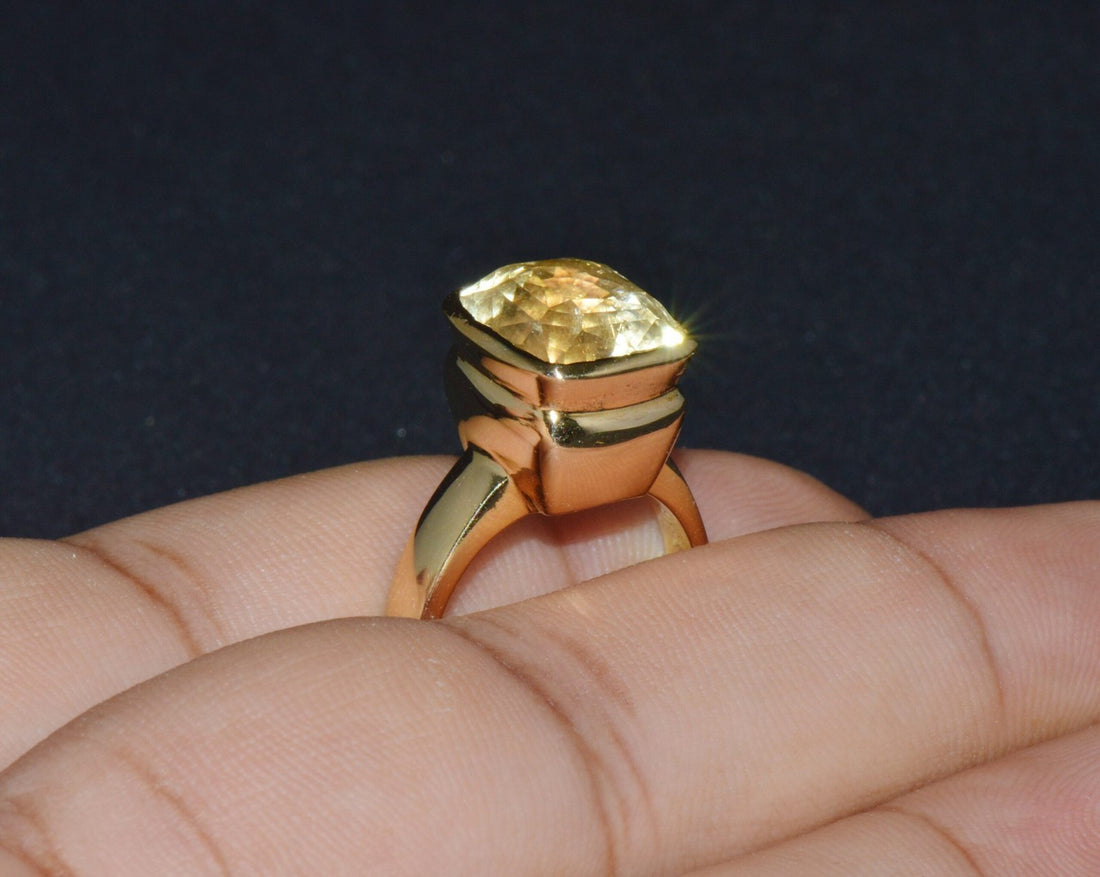GIA Certified Natural 11.45cts Ceylon Yellow Sapphire 18K Solid Gold Bezel Dome Ring