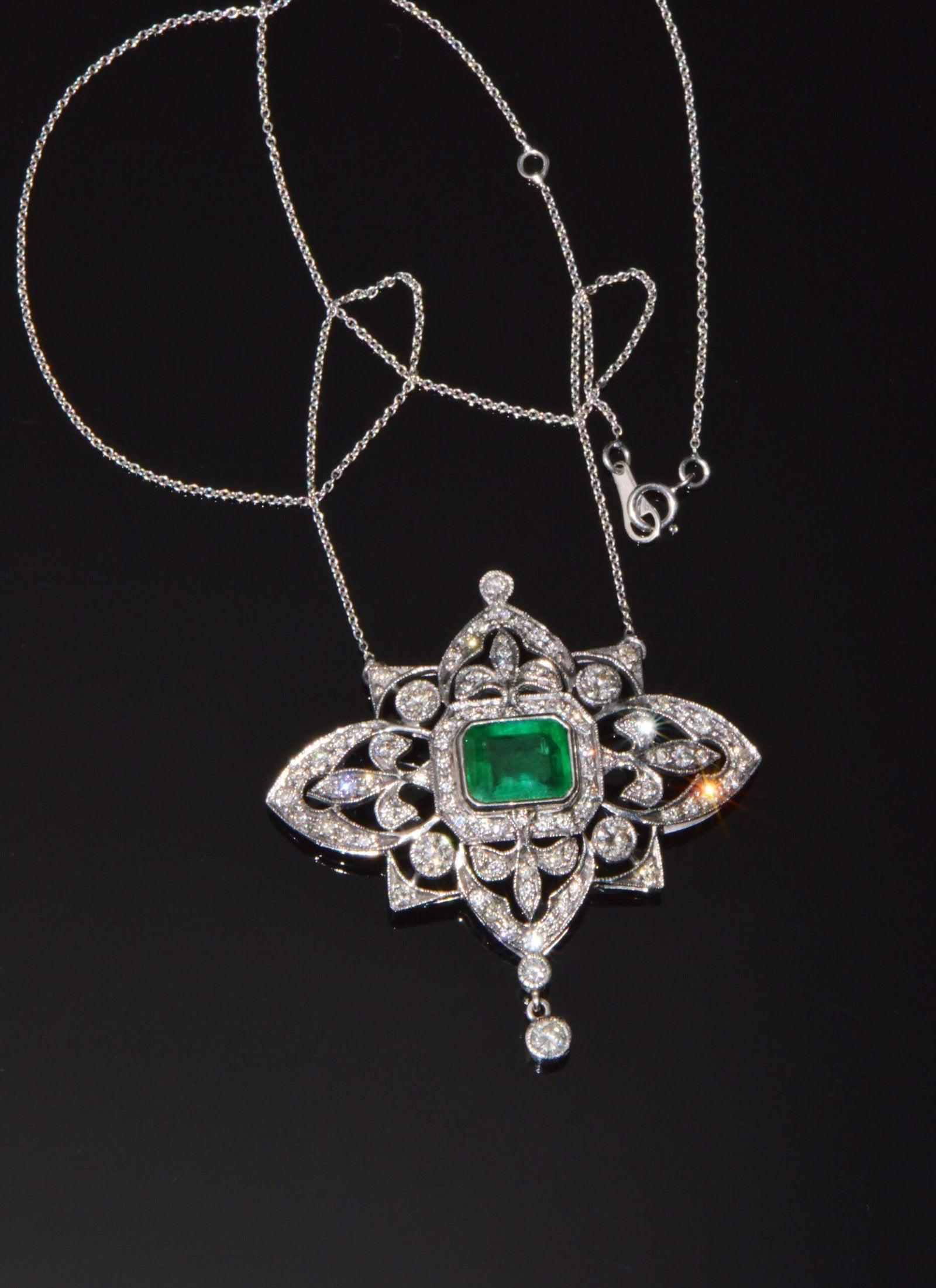 Vintage Art Deco GIA Natural 6.91Cts VS F Diamond Emerald 18K Solid Gold 950 Platinum Pendant Necklace