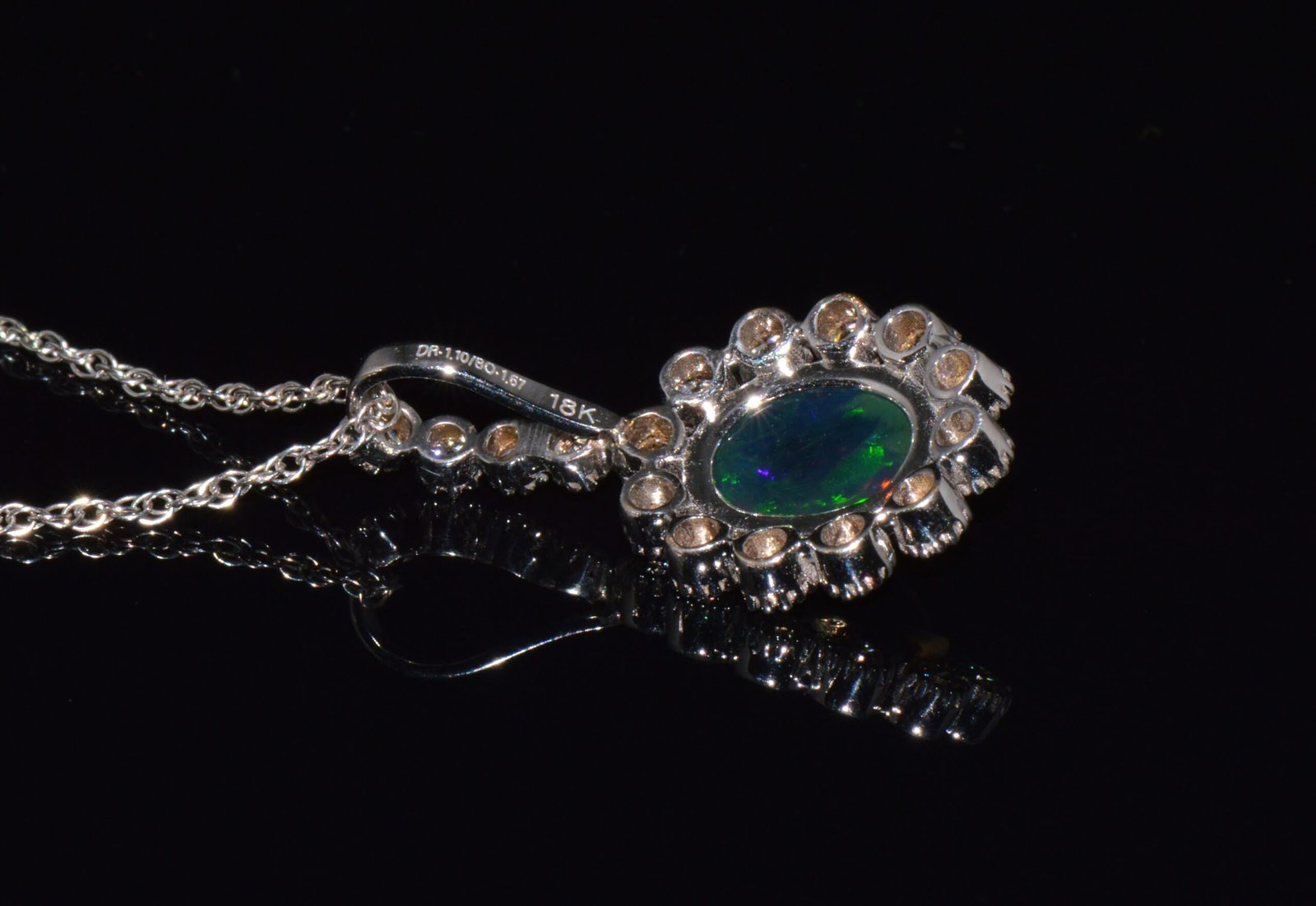 Certified Natural 2.77CTS VS F Diamond Black Opal 18K Solid Gold Pendant Necklace