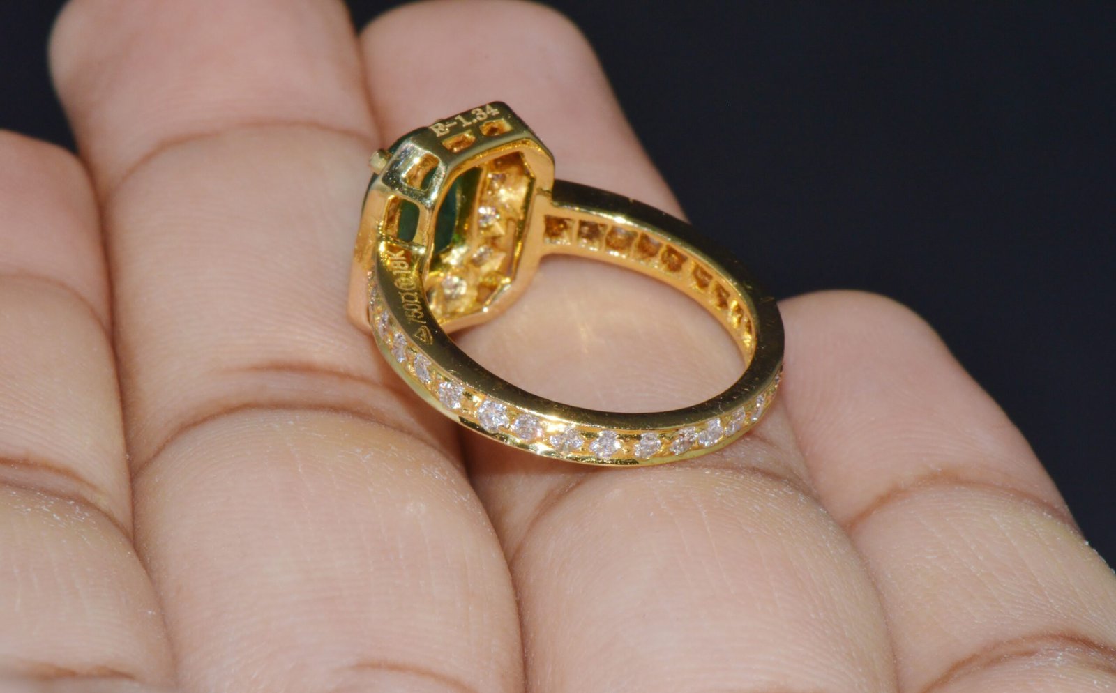 Certified Natural 2.15CTS VS F Diamond Emerald 18K Solid Gold Ring Band
