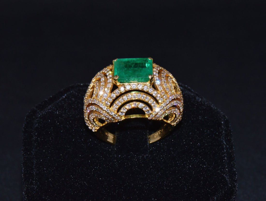 Certified Natural 5.45Cts VS F Diamond Emerald 18K Solid Gold Dome Bombay Ring