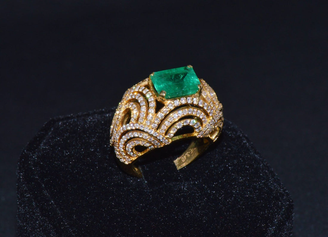 Certified Natural 5.45Cts VS F Diamond Emerald 18K Solid Gold Dome Bombay Ring