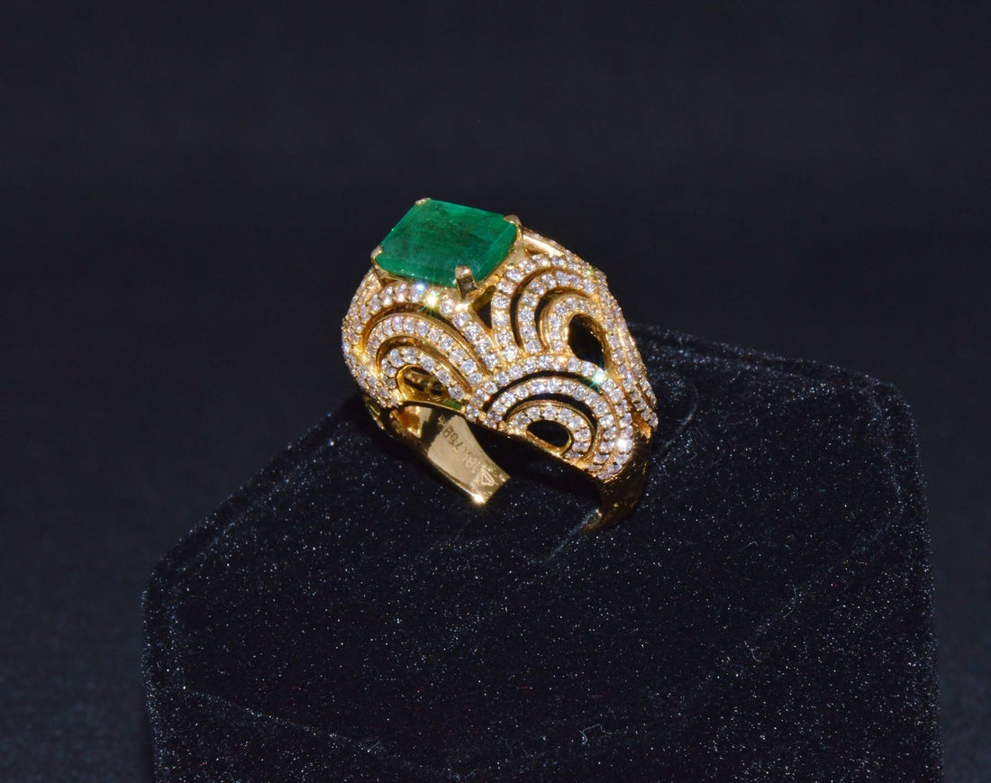 Certified Natural 5.45Cts VS F Diamond Emerald 18K Solid Gold Dome Bombay Ring