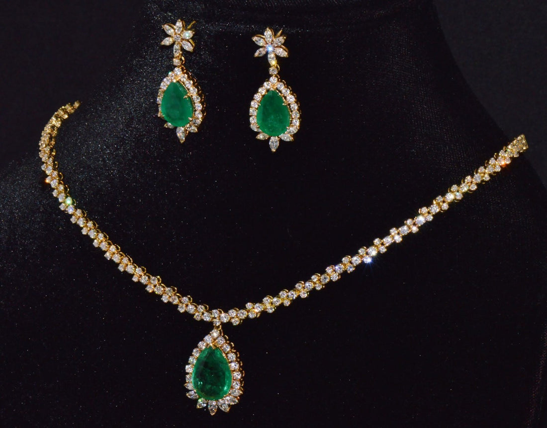 GIA Certified Natural 21.76CTS VS F Diamond Emerald 18K Solid Gold Necklace Earrings Set