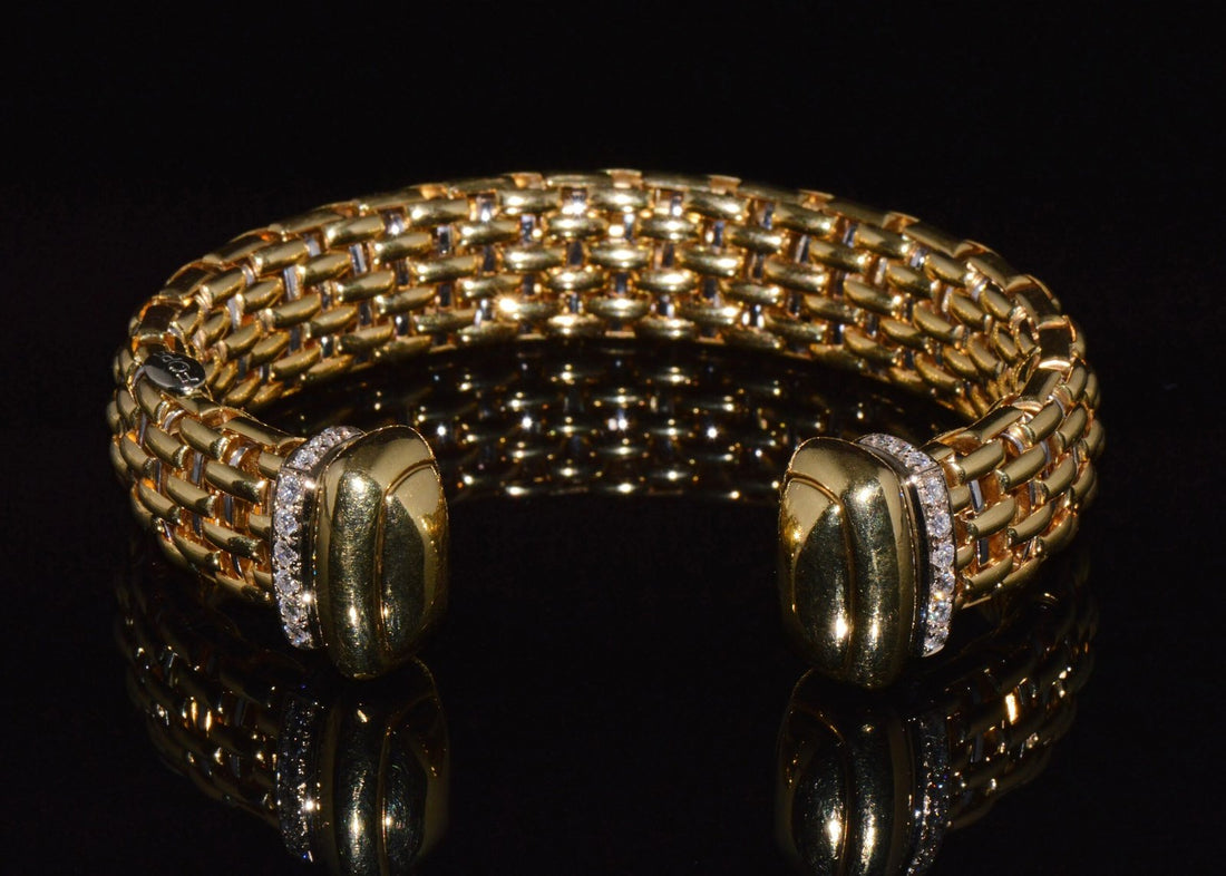 Rare Vintage FOPE 1.00CT Natural Diamond Flex'it 18K Gold Open Cuff Bangle Bracelet