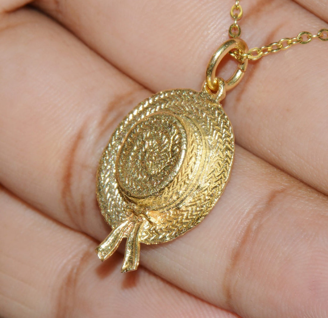 Vintage Italian 18K Solid Gold Venetian Gondolier Straw Hat Charm Pendant