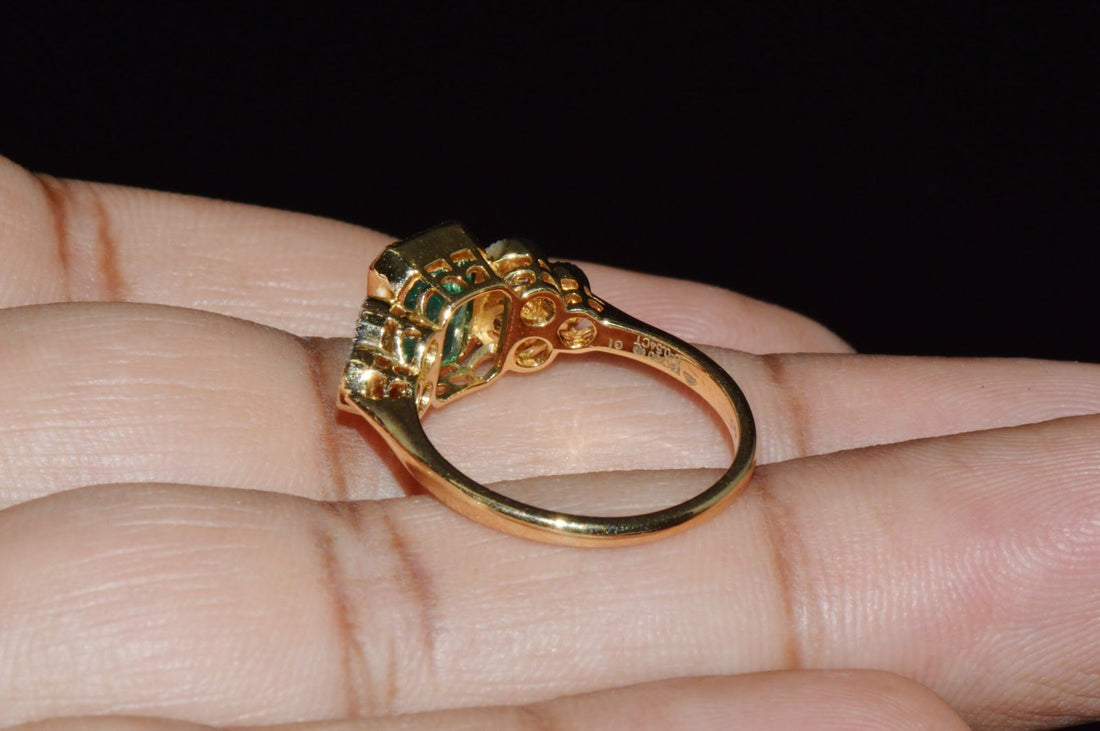 GIA Certified Natural 2.20CTS VS F Diamond Emerald 18K Gold Dinner Ring