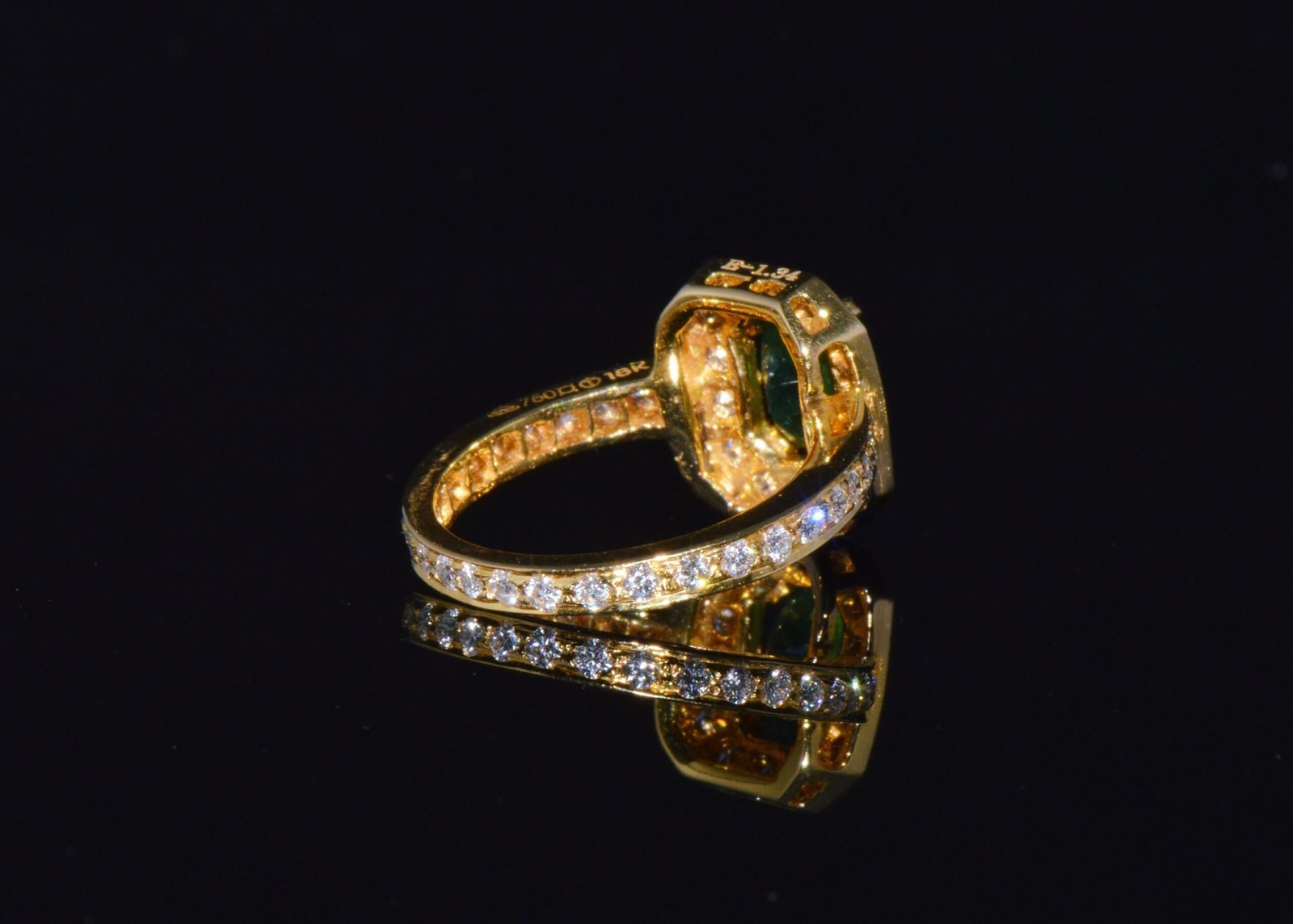 Certified Natural 2.15CTS VS F Diamond Emerald 18K Solid Gold Ring Band