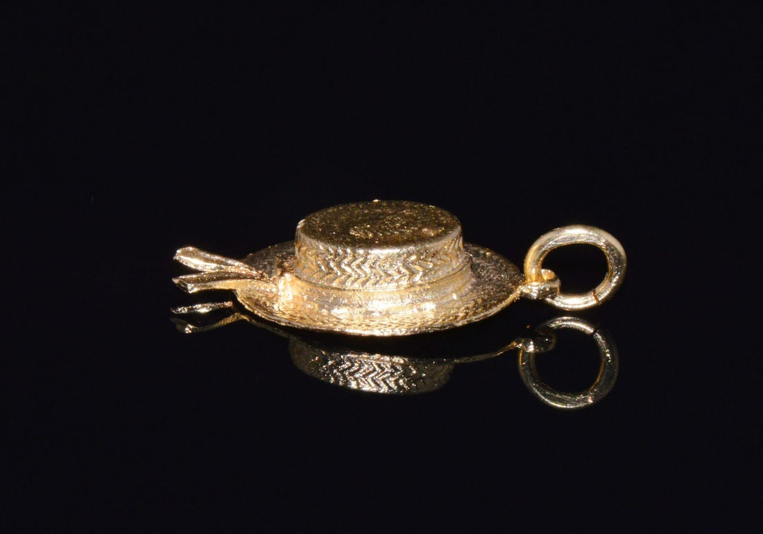 Vintage Italian 18K Solid Gold Venetian Gondolier Straw Hat Charm Pendant
