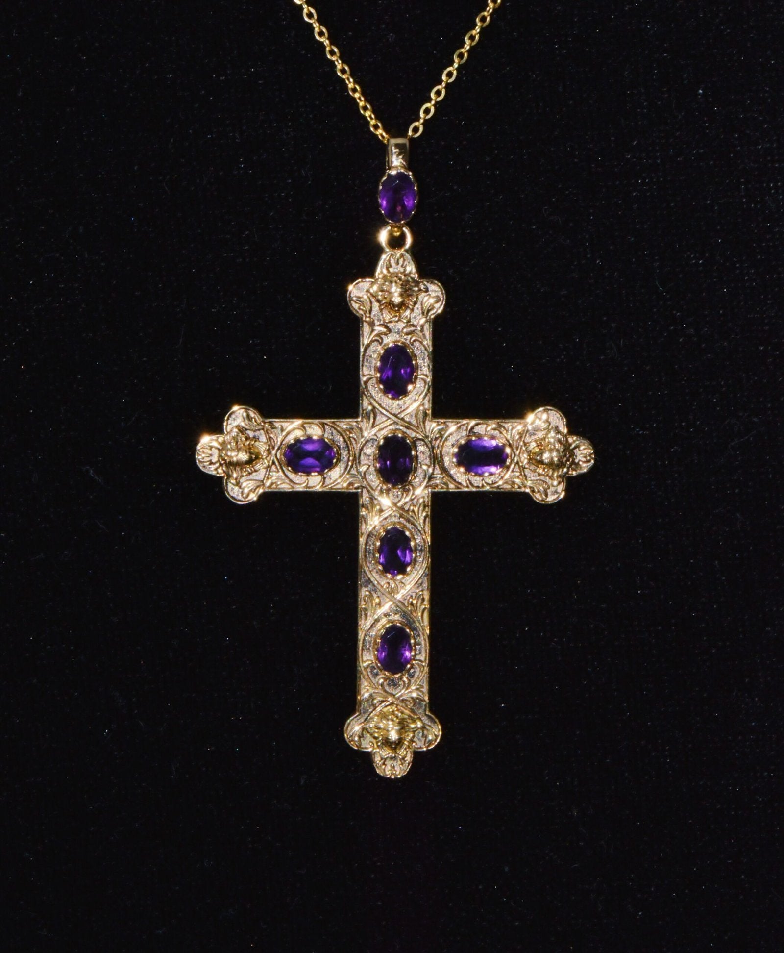 Certified Natural 2.95Cts Amethyst 18K 750 Solid Gold Engraved Cross Etruscan Pendant