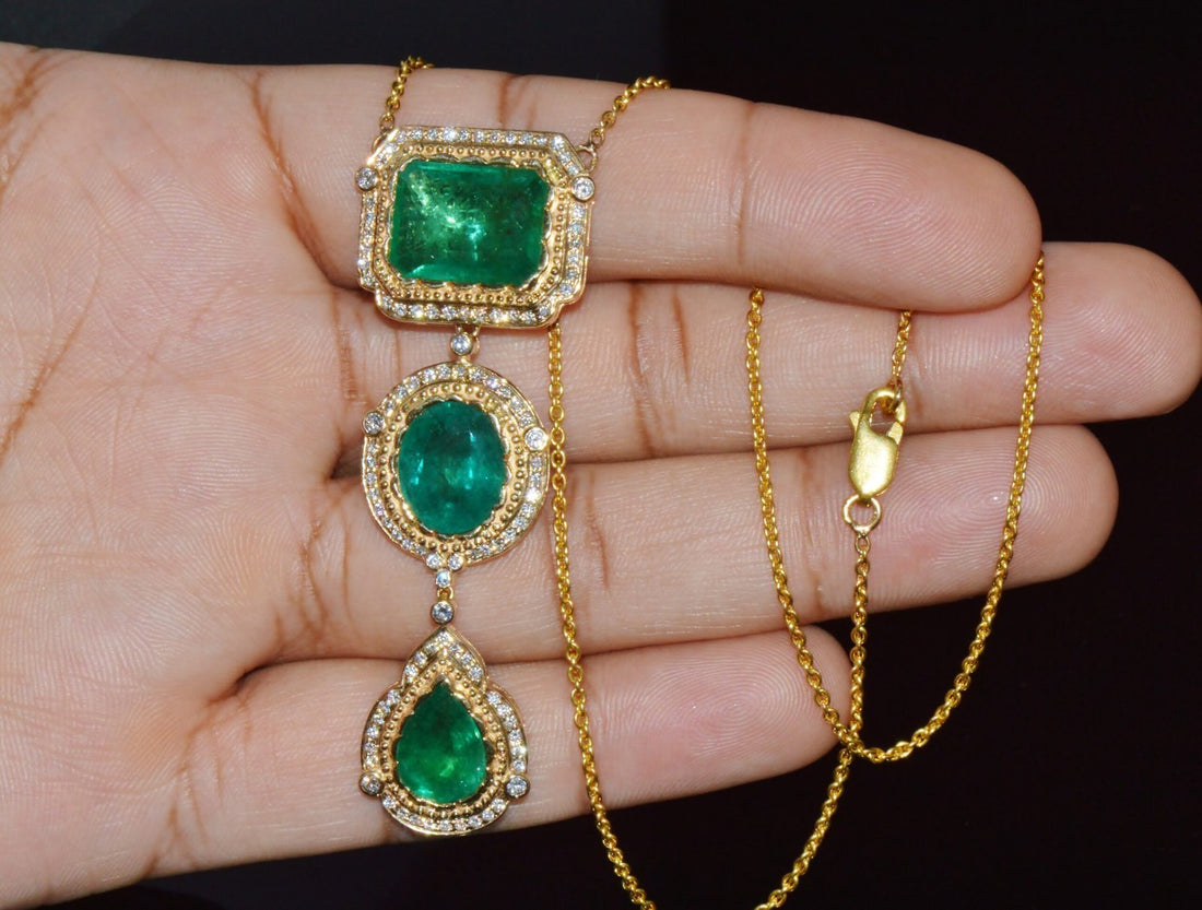 GIA Natural 18.4Cts VS F Diamond Emerald 18K Solid Gold Reversible 2-in-1 Pendant Necklace