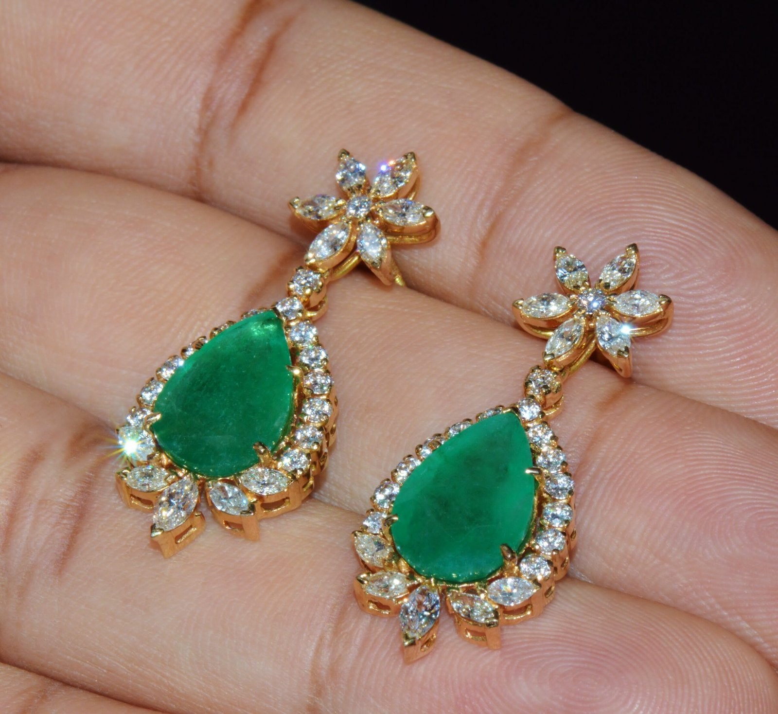 GIA Certified Natural 21.76CTS VS F Diamond Emerald 18K Solid Gold Necklace Earrings Set