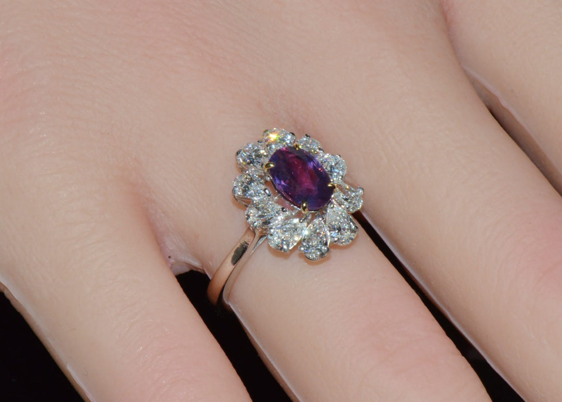 GIA Certified 3.15CT No-Heat Purple Pink Sapphire & Diamond 18K Gold Halo Ring